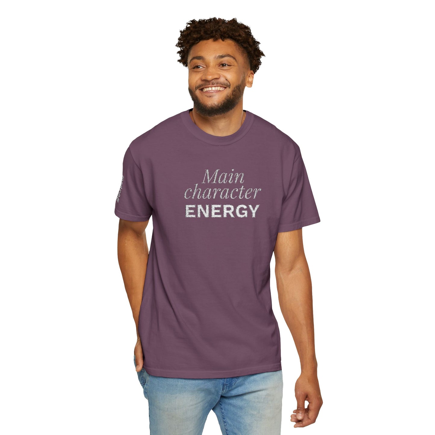 T-shirt unisex brodé « Main Character Energy »