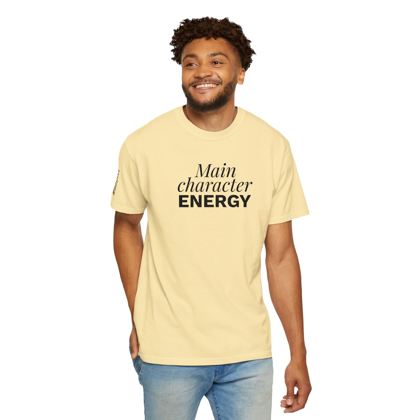 T-shirt unisex brodé « Main Character Energy »