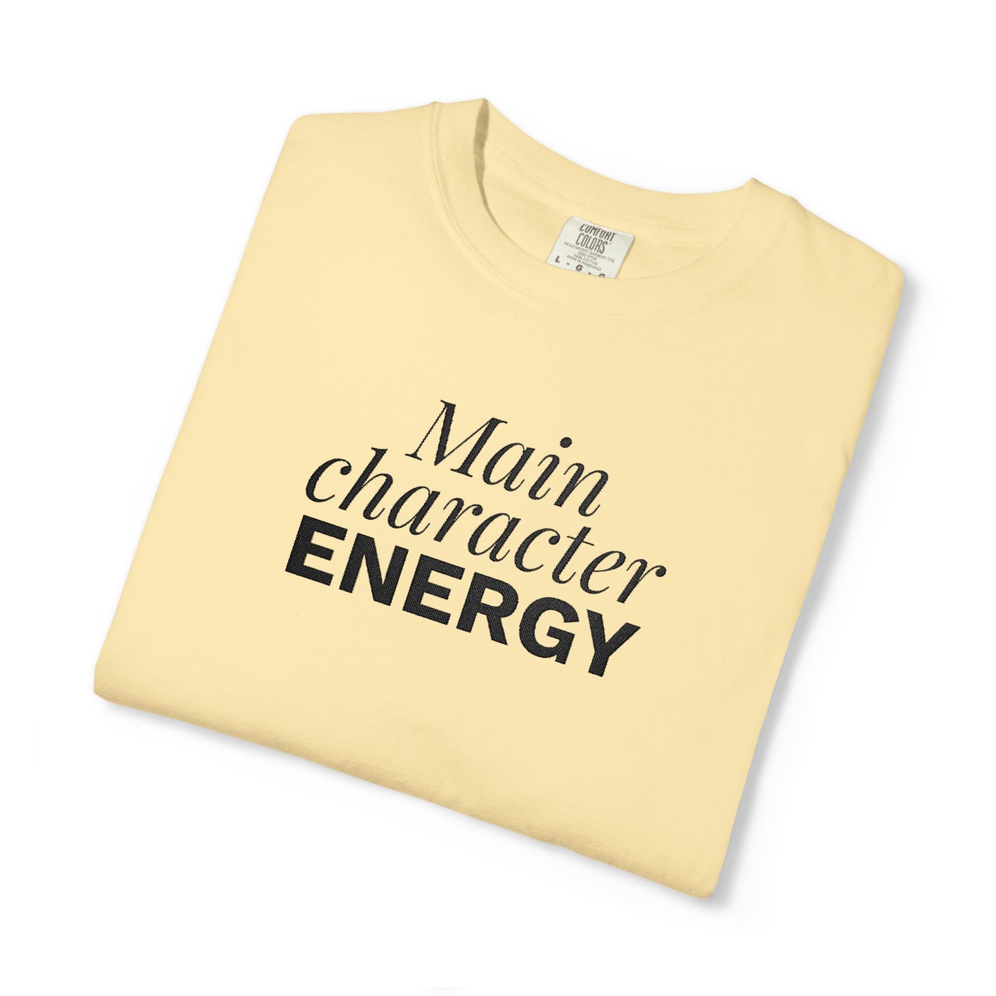 T-shirt unisex brodé « Main Character Energy »
